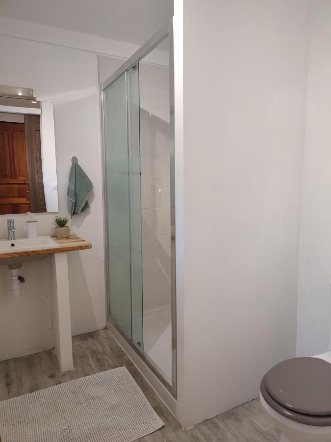 Grand Studio Plein De Charme Sainte-Anne  Εξωτερικό φωτογραφία