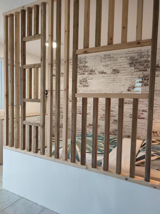 Grand Studio Plein De Charme Sainte-Anne  Εξωτερικό φωτογραφία