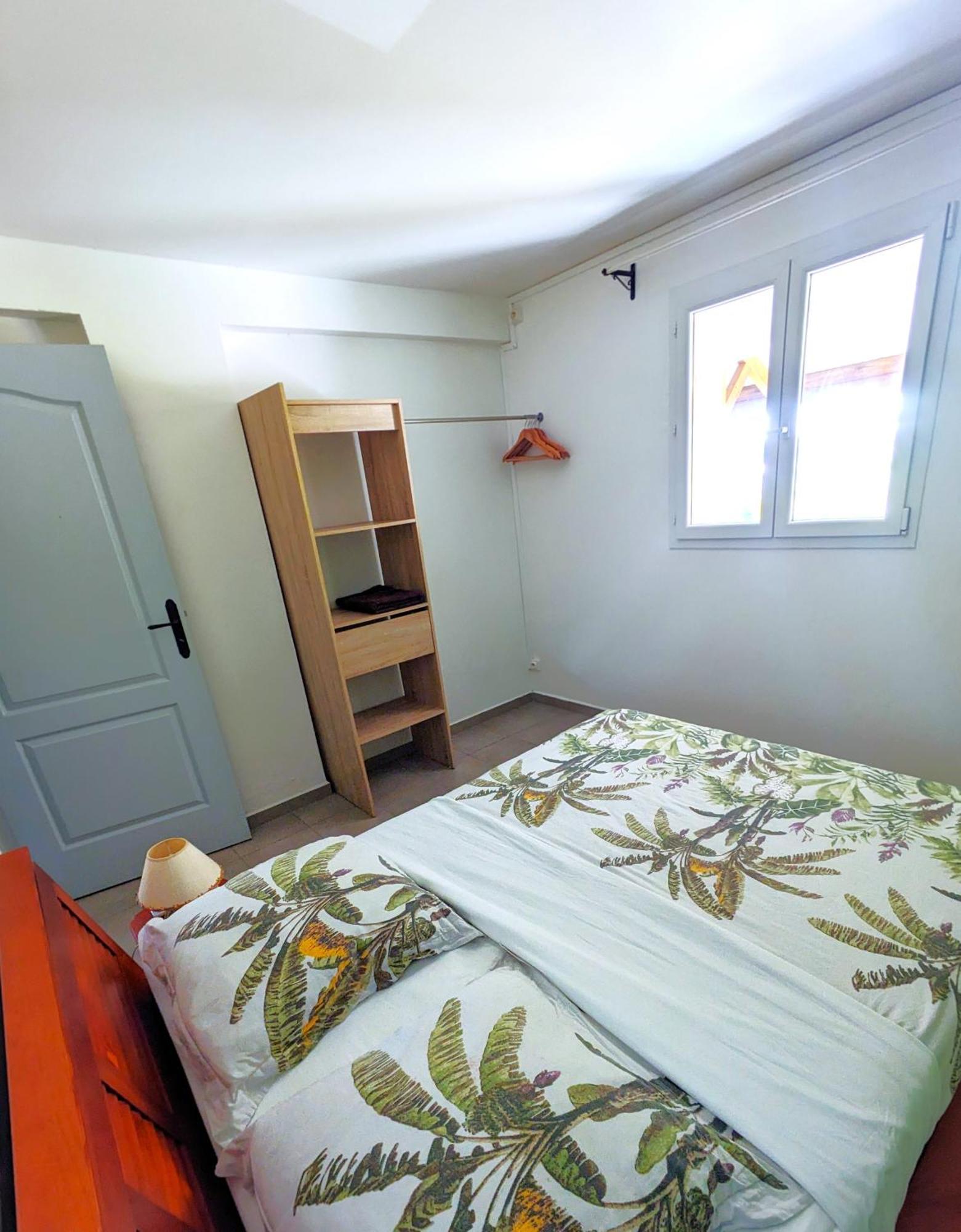 Grand Studio Plein De Charme Sainte-Anne  Εξωτερικό φωτογραφία