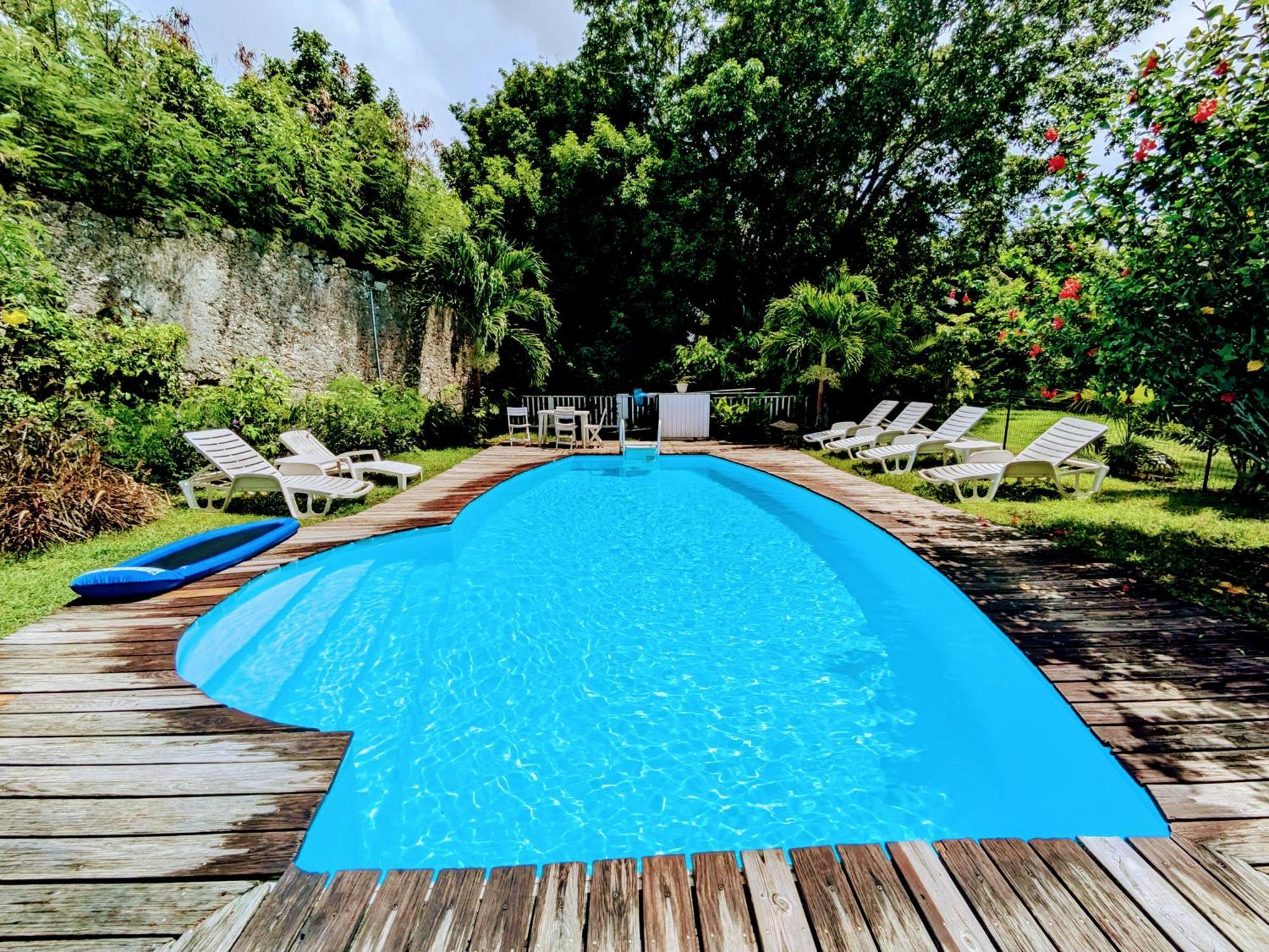 Grand Studio Plein De Charme Sainte-Anne  Εξωτερικό φωτογραφία